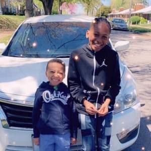 Meet your Posher, Zakita anewme